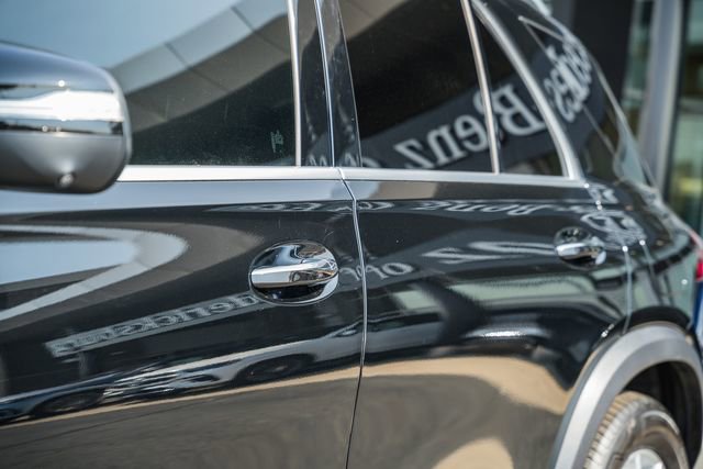 Used 2025 Mercedes-Benz GLE 450e 4MATIC image 16