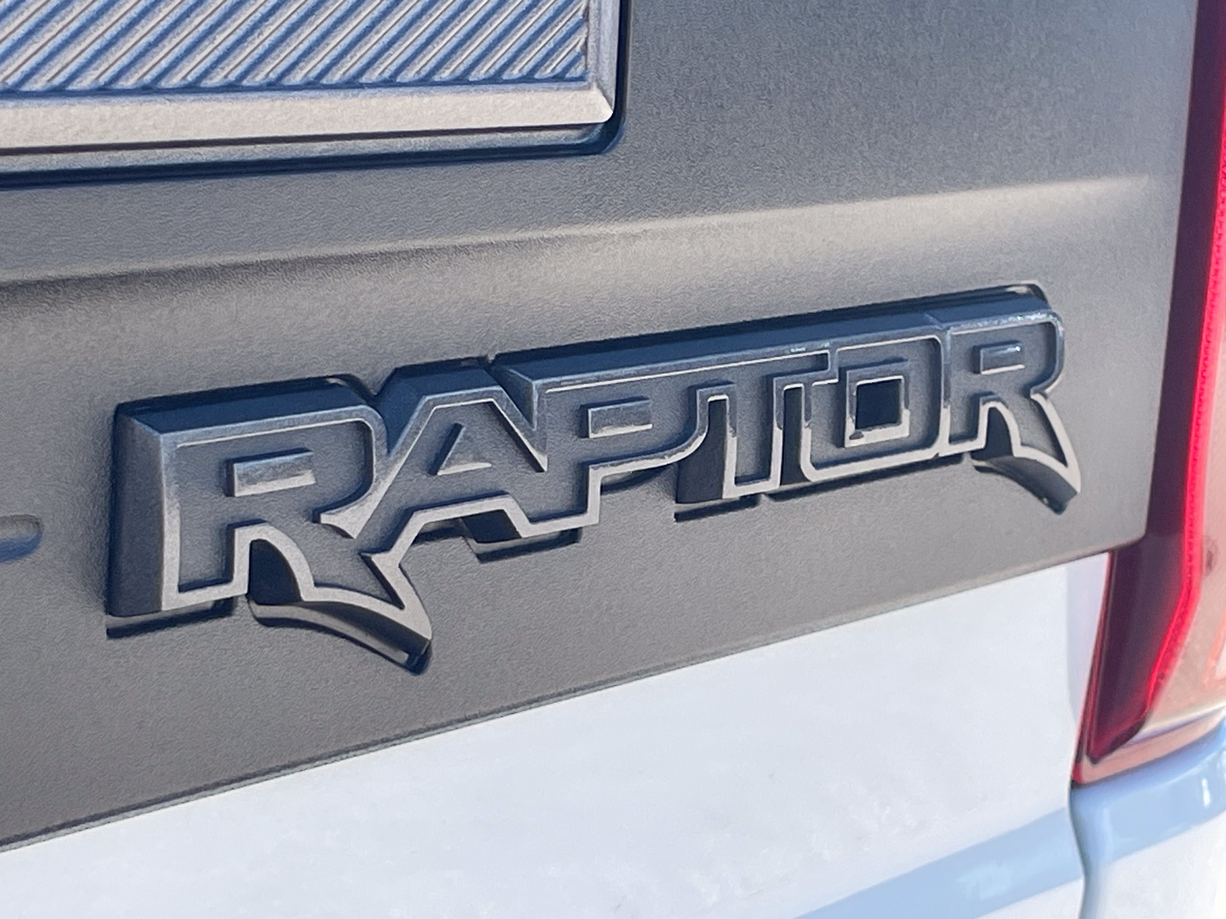 Used 2025 Ford F150 Raptor AWD/4WD image 7