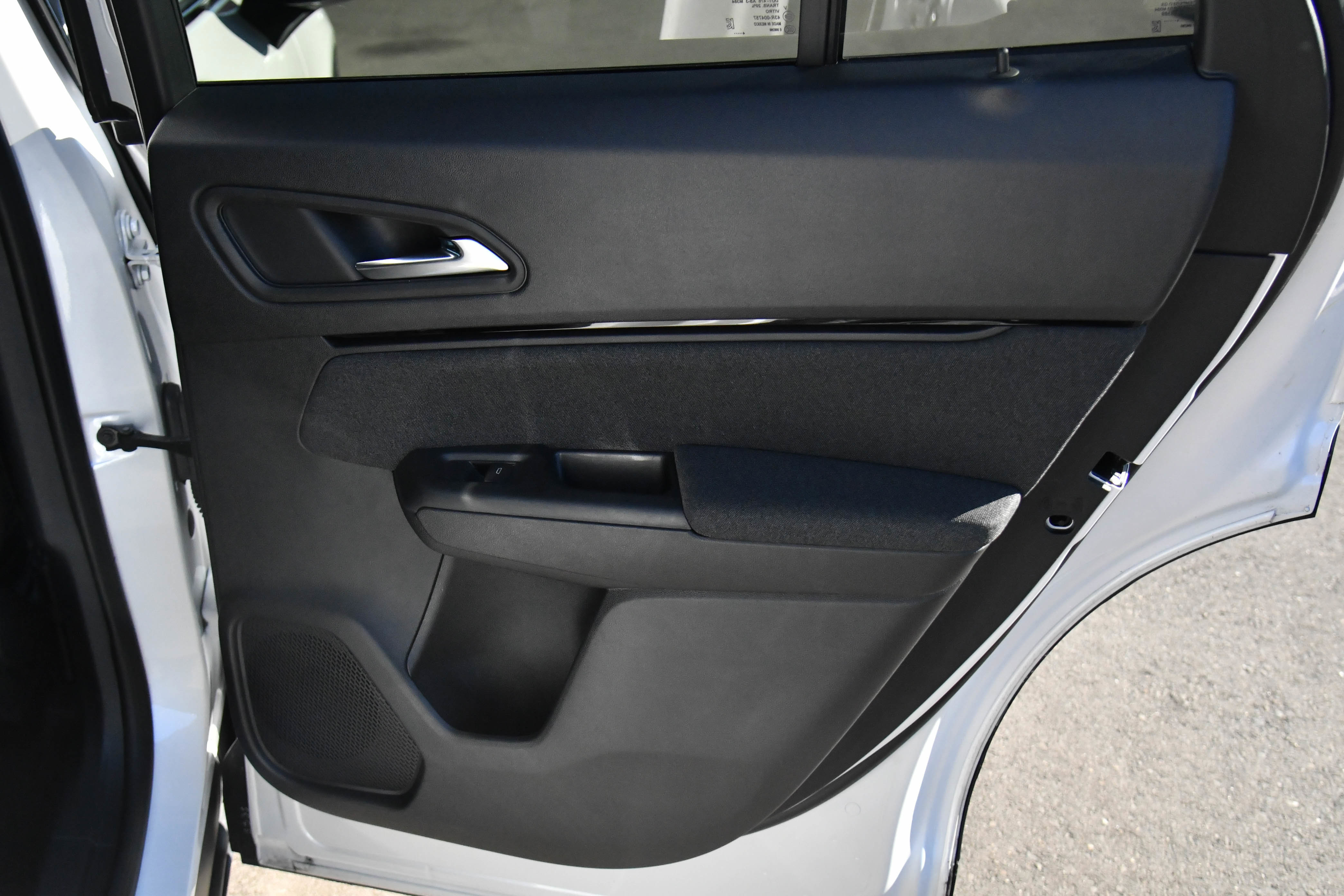 Used 2024 Honda Prologue EX image 42