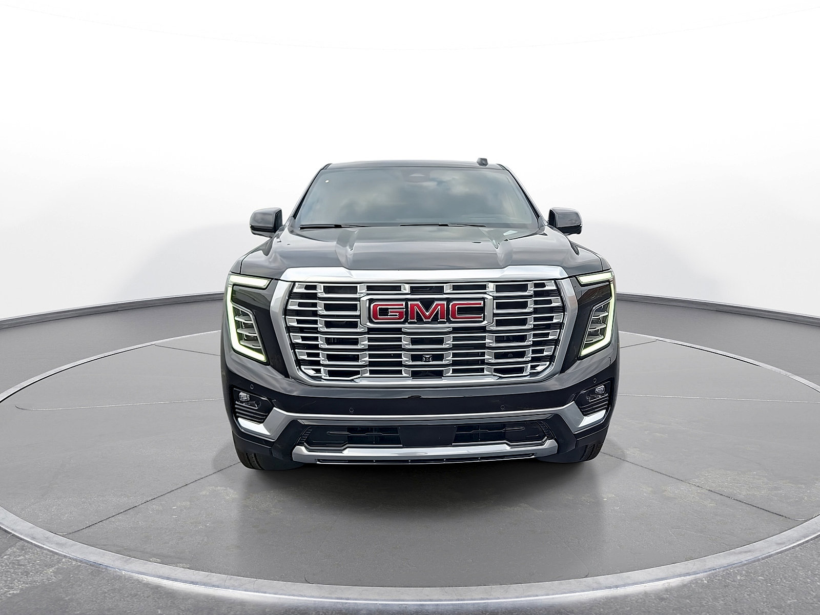 New 2026 GMC Yukon XL Denali w/ Denali Reserve Package AWD/4WD image 3