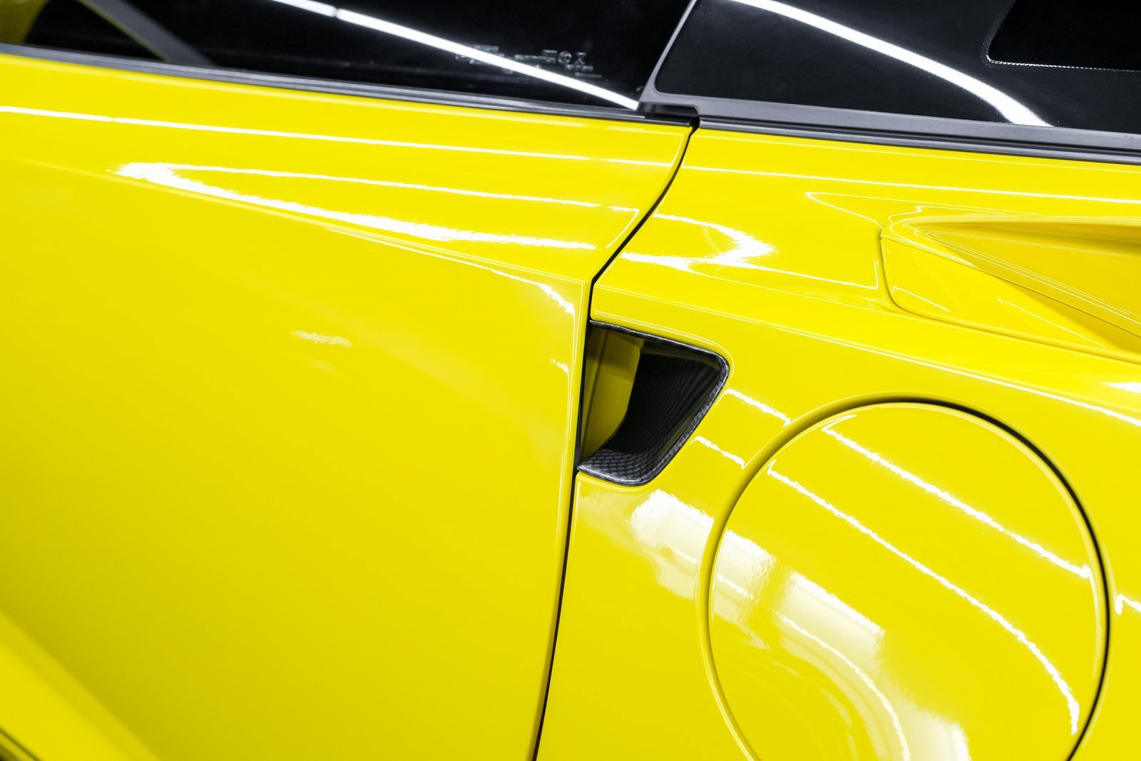 Used 2017 Chevrolet Corvette Grand Sport image 38