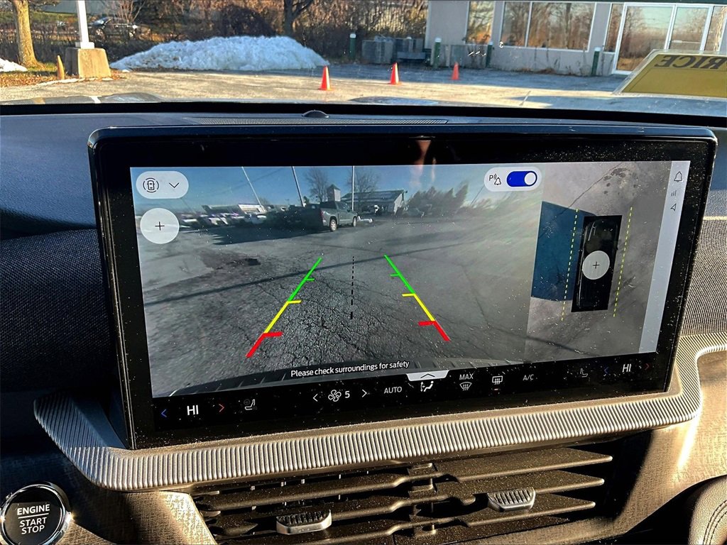 Used 2025 Ford Explorer Platinum w/ Ultimate Package image 20