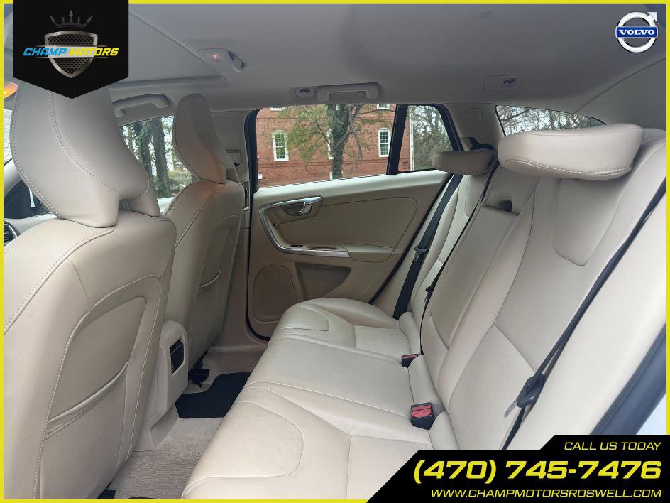 Used 2016 Volvo V60 T5 Premier image 16