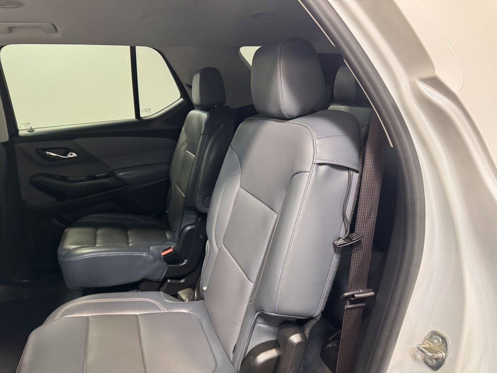 Used 2021 Chevrolet Traverse Premier image 48