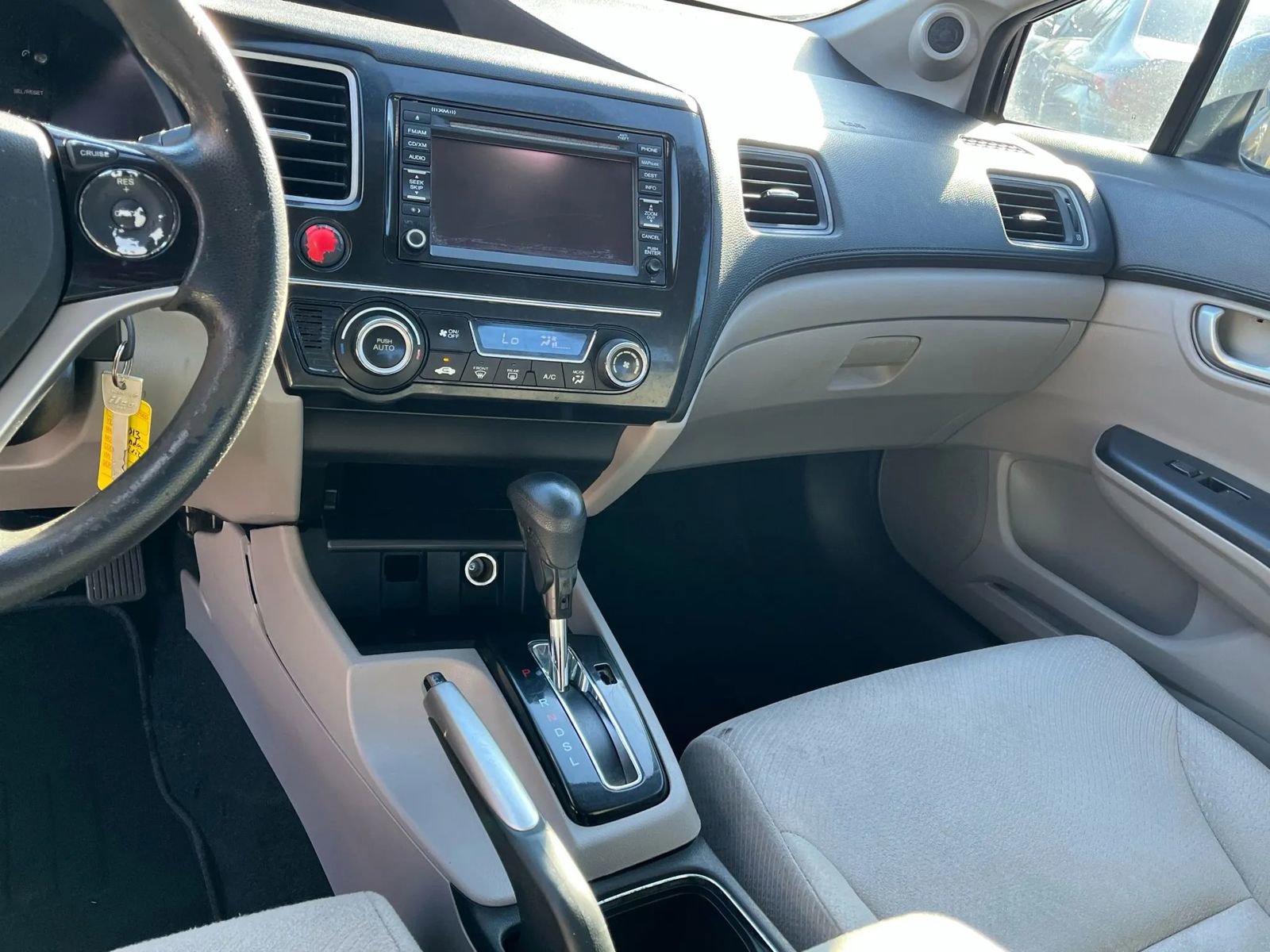 Used 2013 Honda Civic Hybrid Sedan image 11