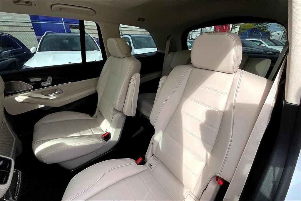 New 2026 Mercedes-Benz GLS 450 4MATIC image 10
