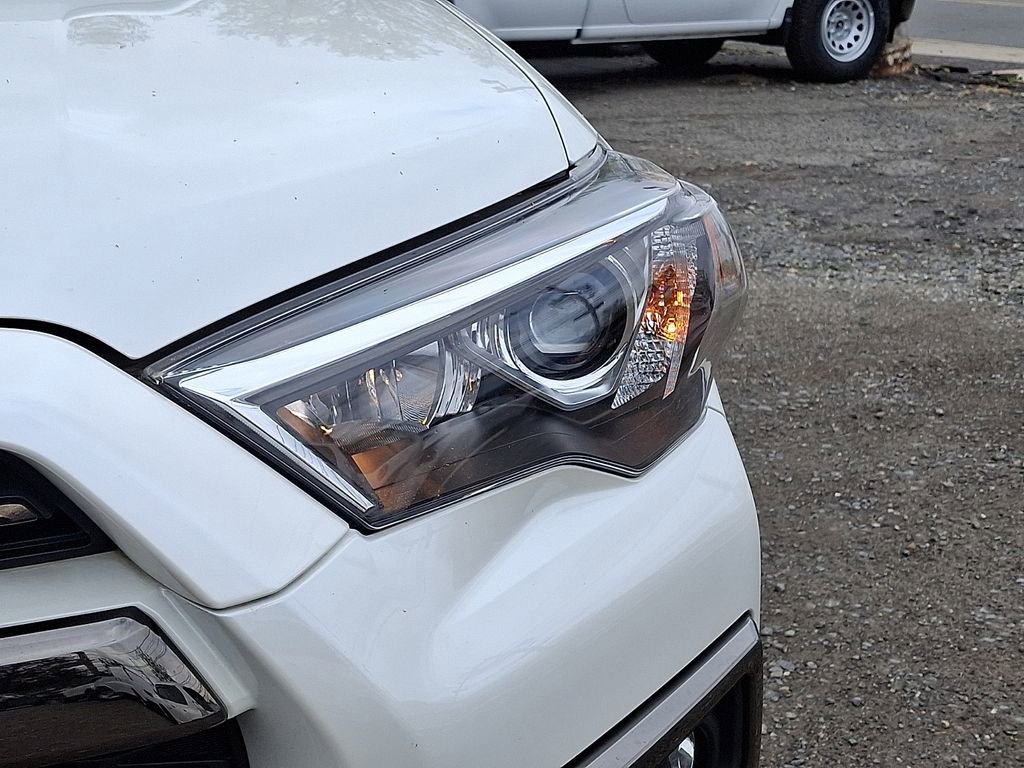 Used 2021 Toyota 4Runner Nightshade image 36