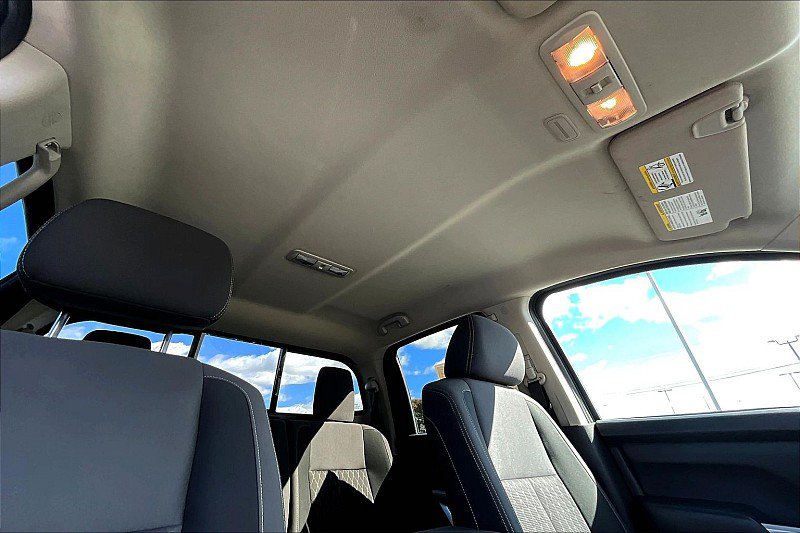 Used 2023 Nissan Titan SV RWD image 24