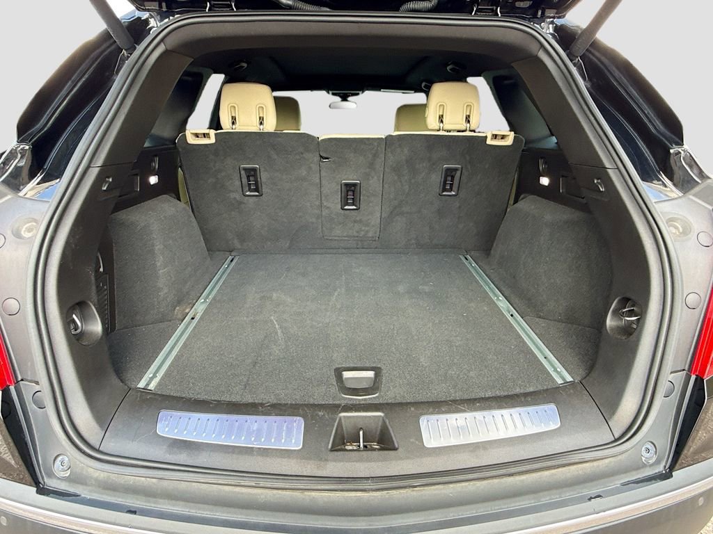 Used 2019 Cadillac XT5 Luxury image 11