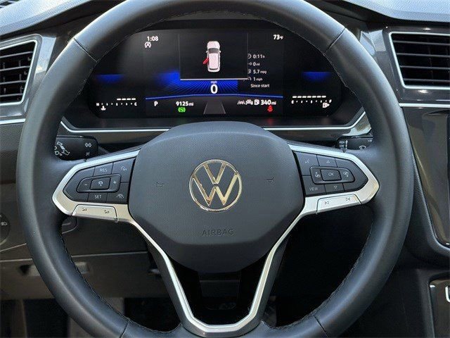 Used 2024 Volkswagen Tiguan Wolfsburg Edition FWD image 9