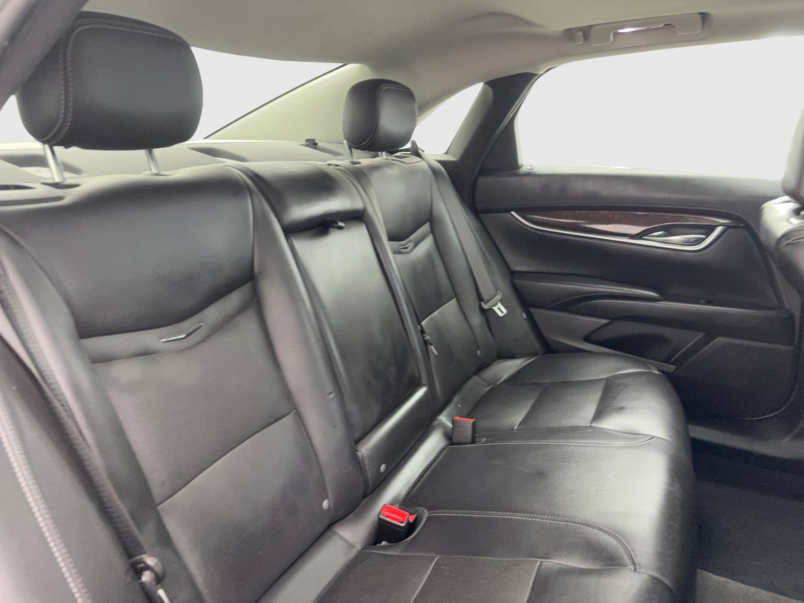 Used 2013 Cadillac XTS Premium FWD image 42