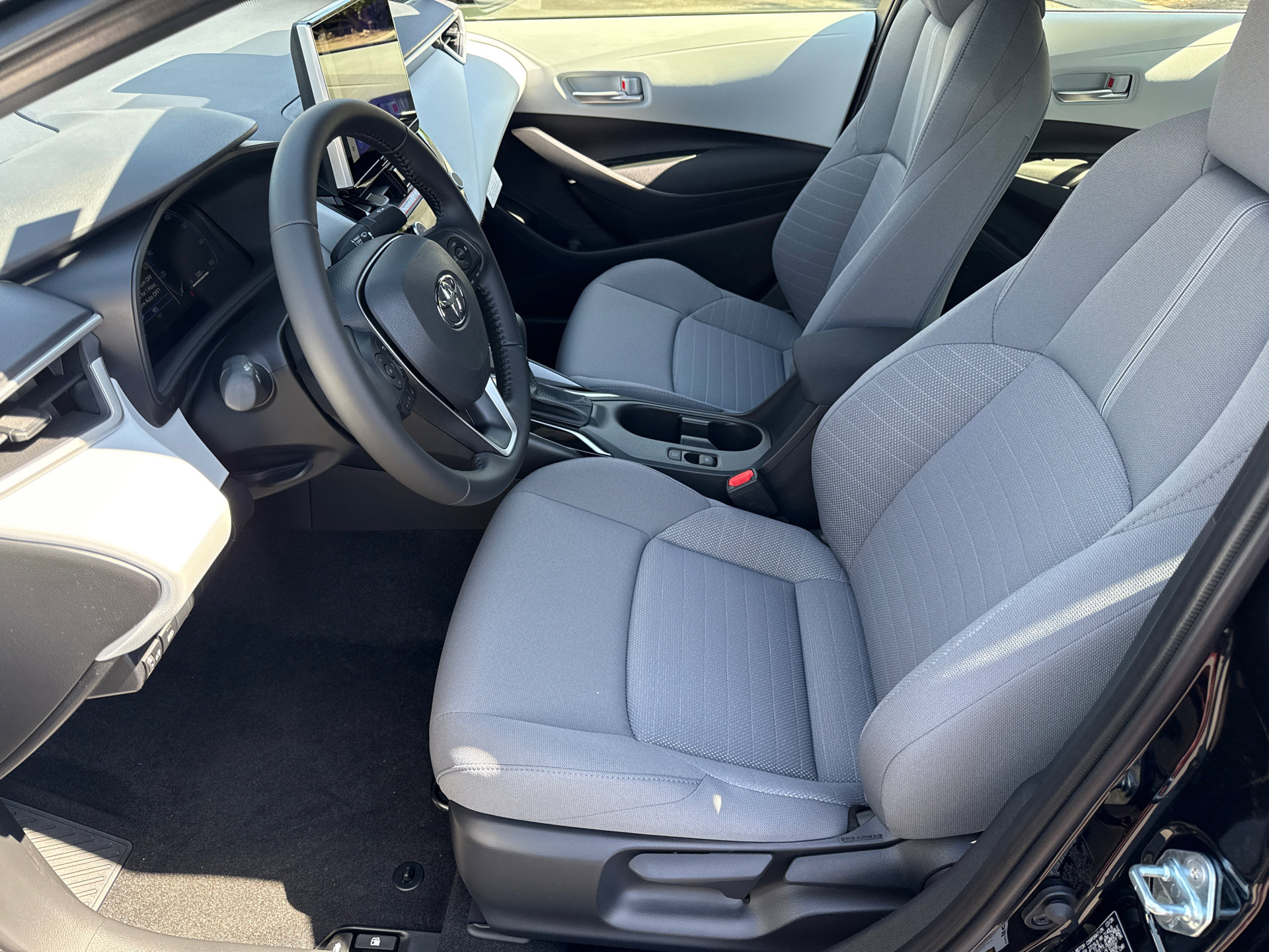 New 2026 Toyota Corolla SE FWD image 19