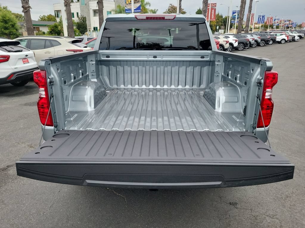 New 2026 Chevrolet Silverado 1500 Custom RWD image 18