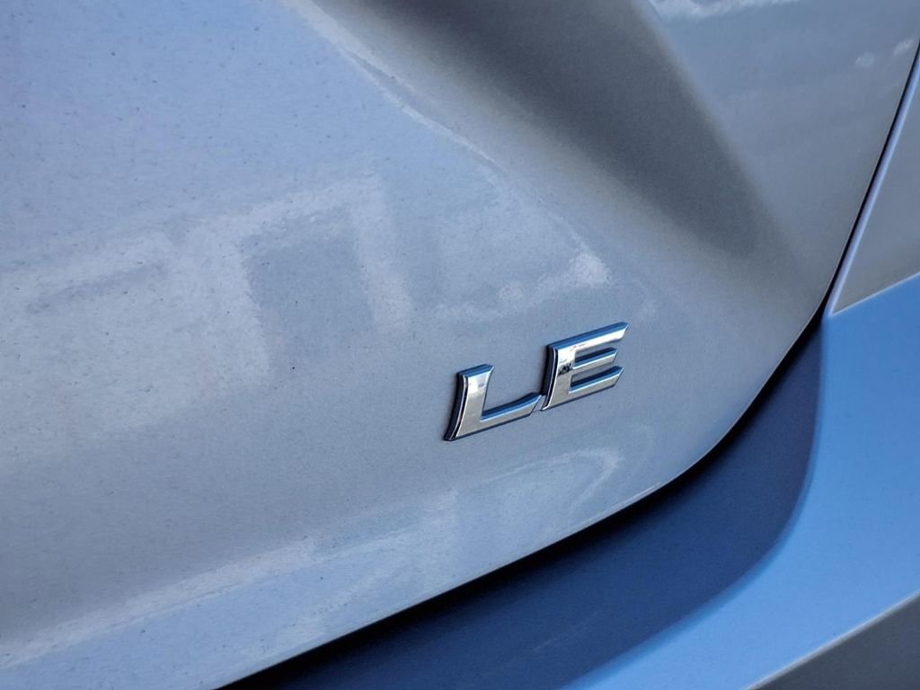 Used 2025 Toyota Camry LE image 21