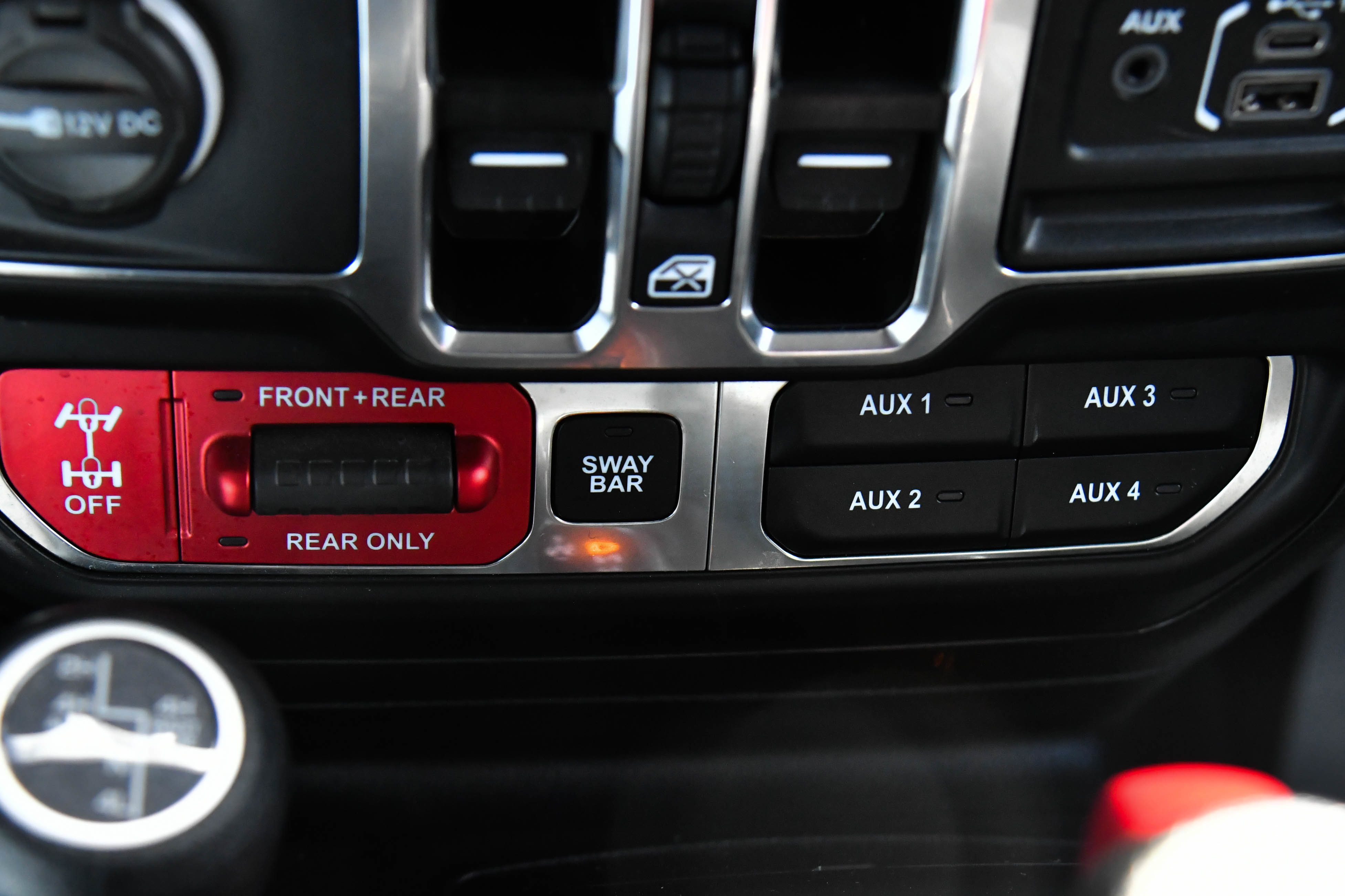 Used 2023 Jeep Wrangler Unlimited Rubicon 4xe w/ Steel Bumper Group image 29