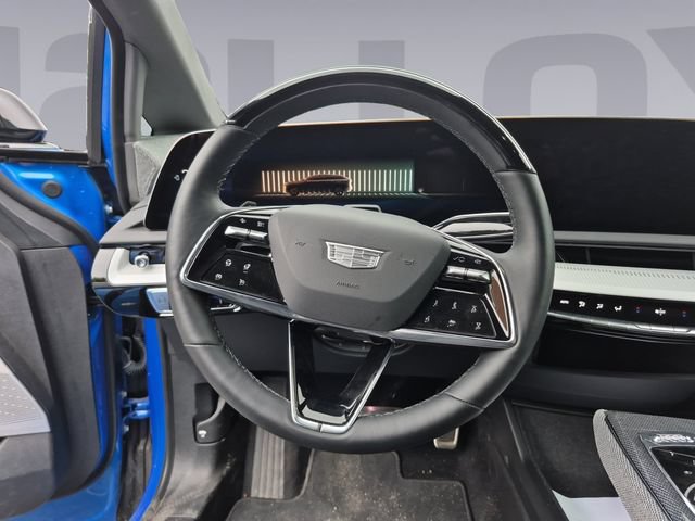 Used 2025 Cadillac Optiq Luxury 1 AWD/4WD image 13