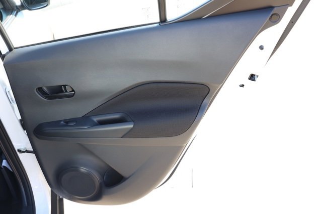 New 2025 Nissan Kicks Play S image 19