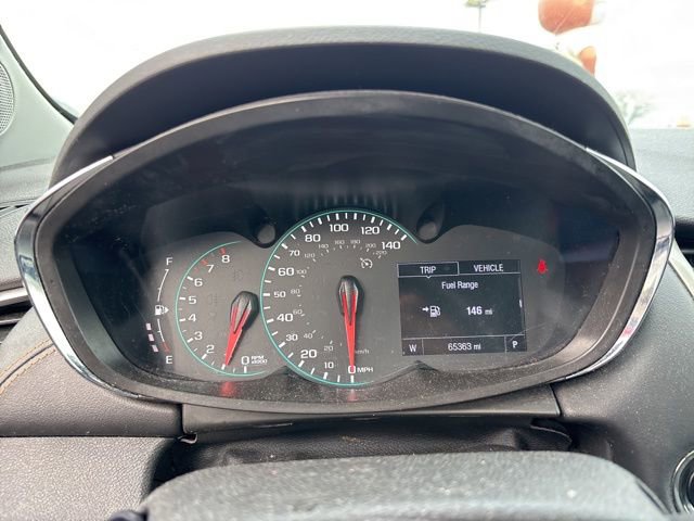 Used 2019 Chevrolet Trax LT w/ LT Convenience Package image 17