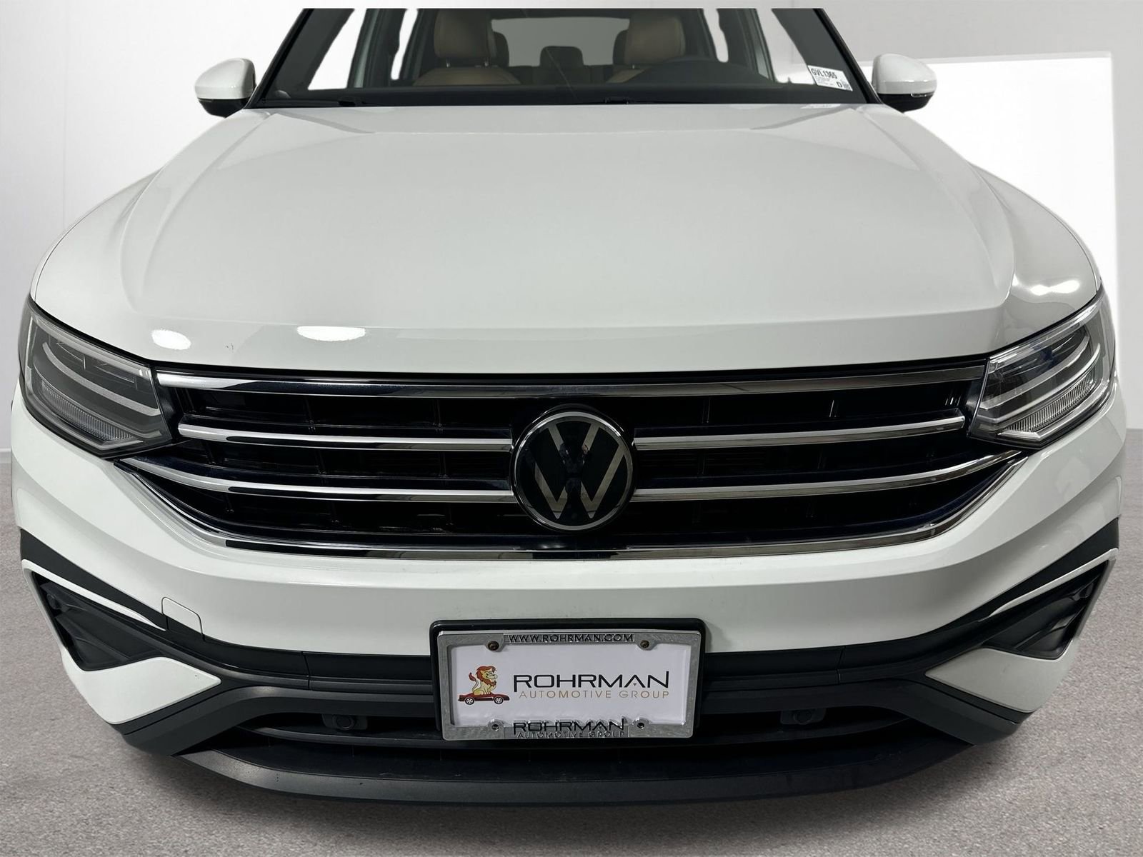 Used 2024 Volkswagen Tiguan SE AWD/4WD image 27