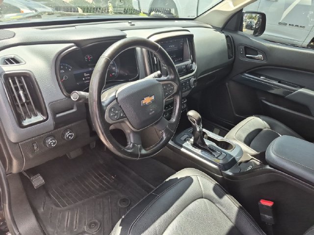 Used 2022 Chevrolet Colorado Z71 w/ Z71 Midnight Edition AWD/4WD image 10