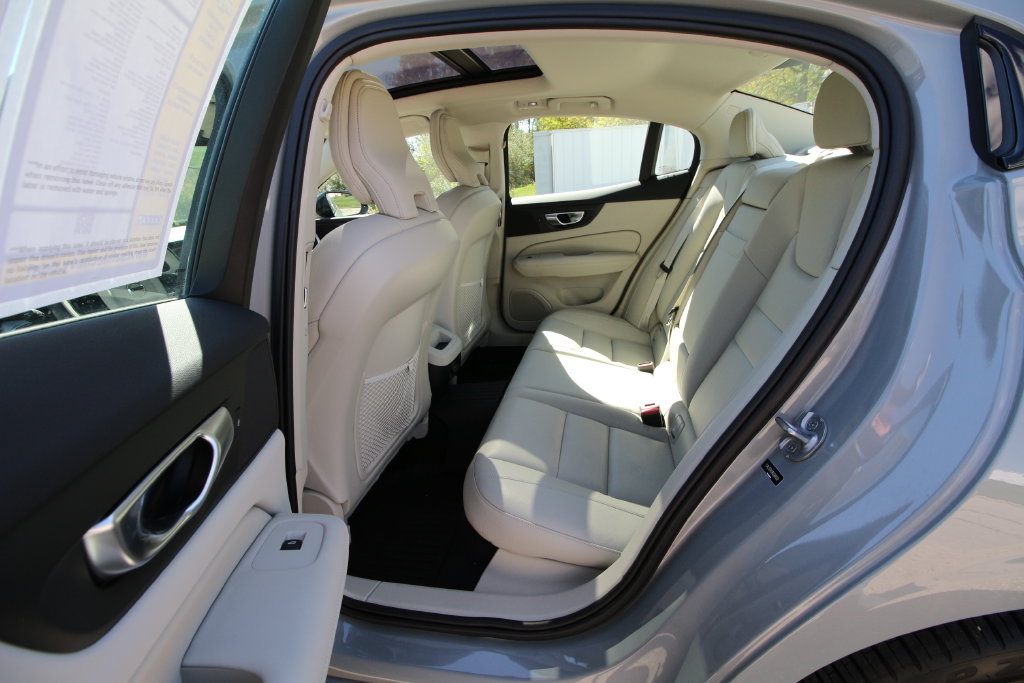 Used 2024 Volvo S60 B5 Core w/ Climate Package AWD/4WD image 24