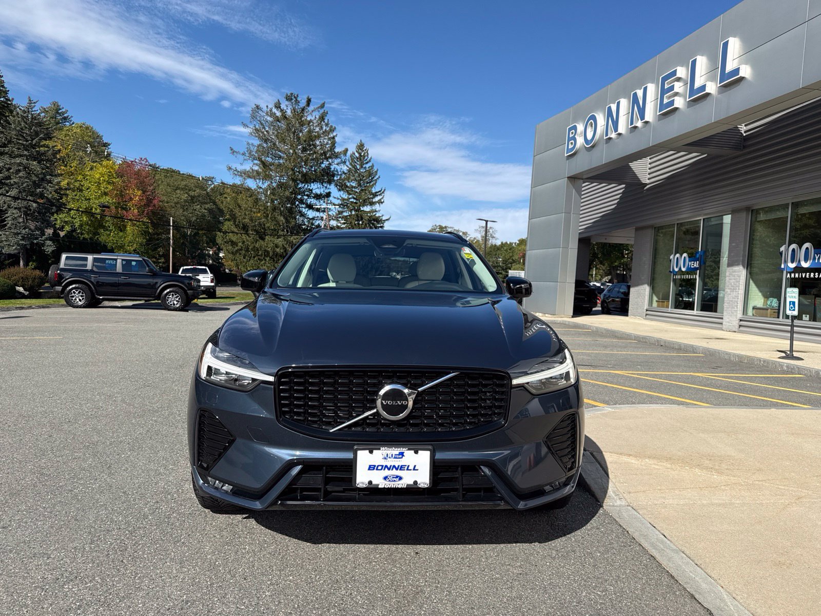 Used 2024 Volvo XC60 B5 Core w/ Climate Package AWD/4WD image 5