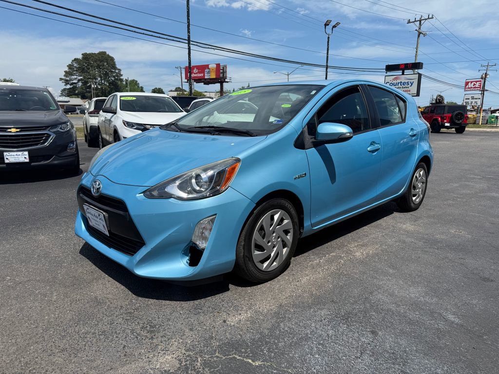 Used 2015 Toyota Prius C Two image 3