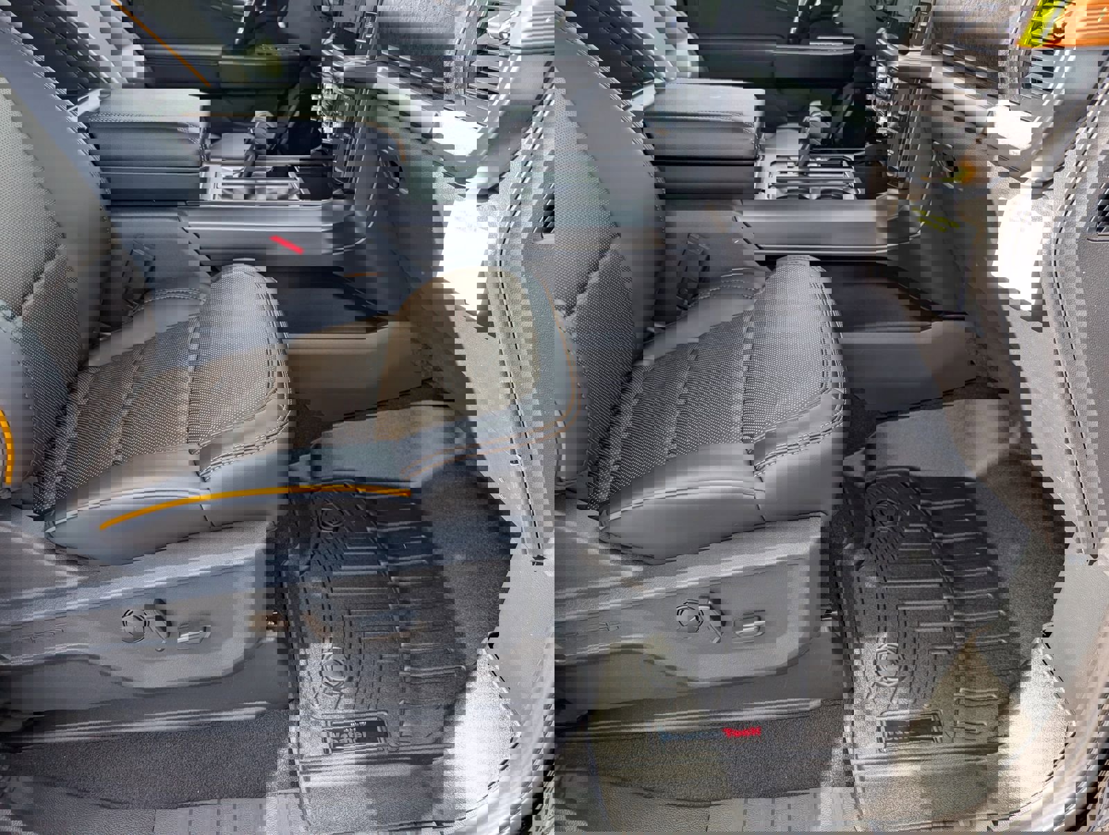 New 2026 Ford F150 Tremor w/ Equipment Group 402A High image 31