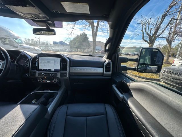 Used 2022 Ford F350 Lariat w/ Black Appearance Package image 30