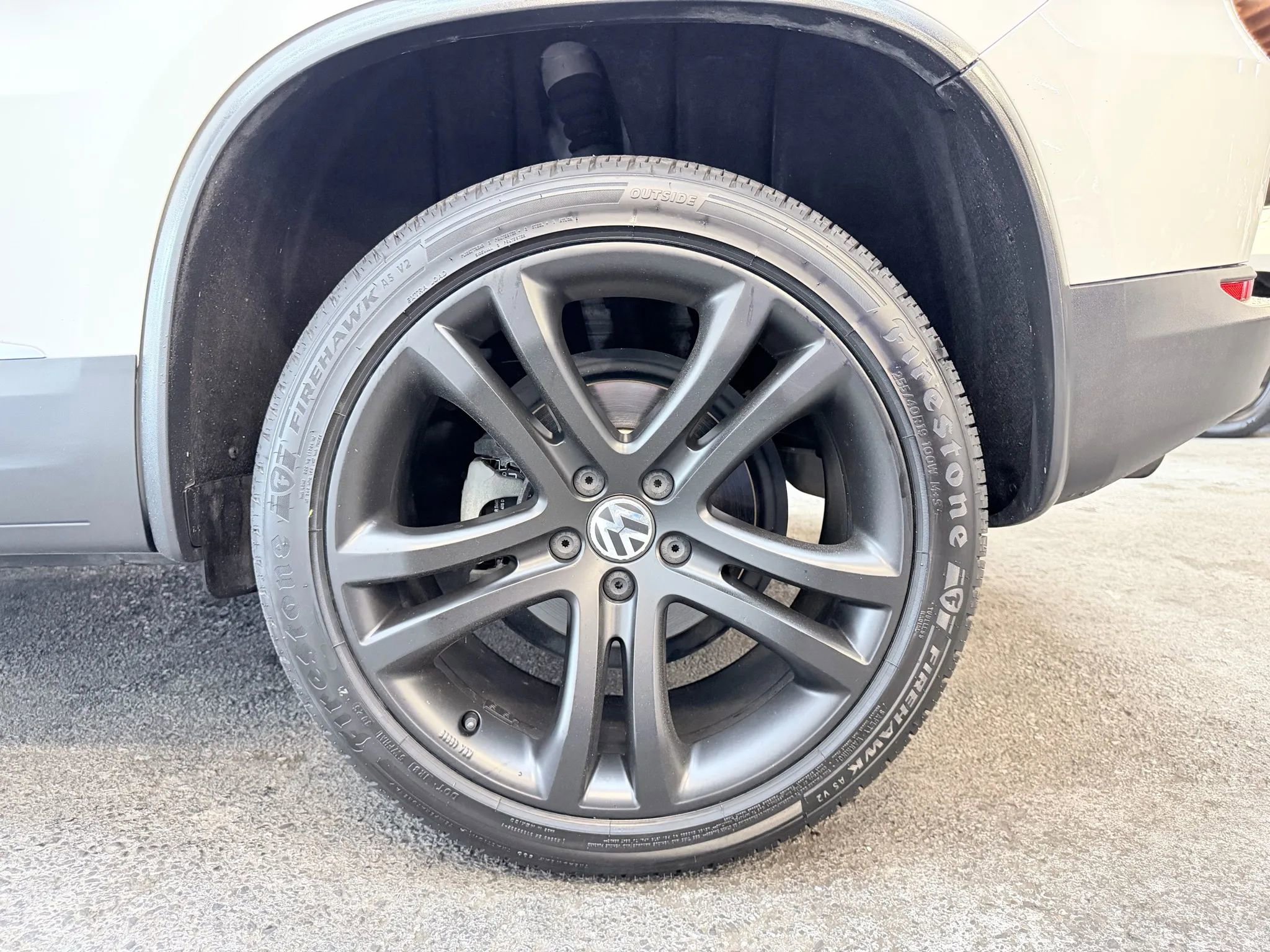 Used 2012 Volkswagen Tiguan SEL AWD/4WD image 8
