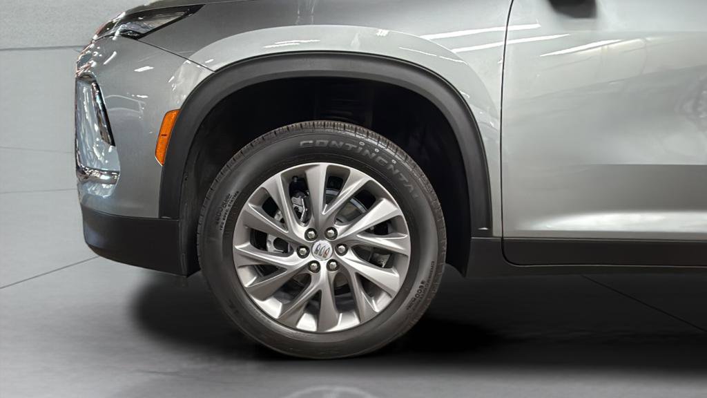 Used 2026 Buick Enclave Preferred AWD/4WD image 28