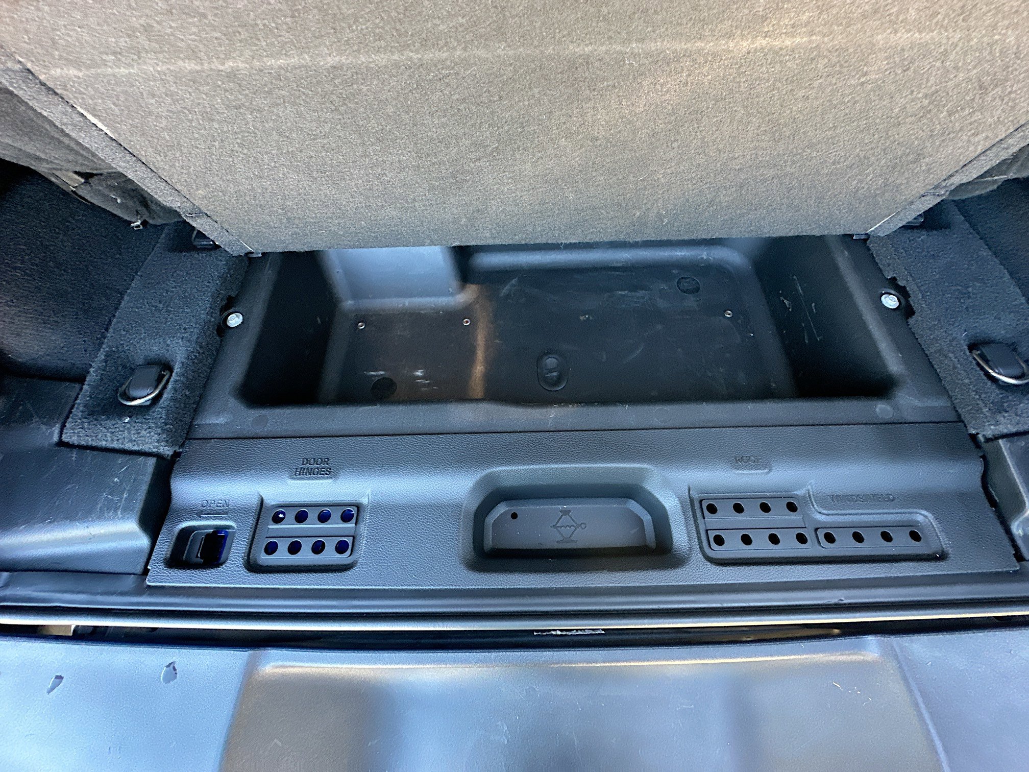 Used 2019 Jeep Wrangler Sport image 30