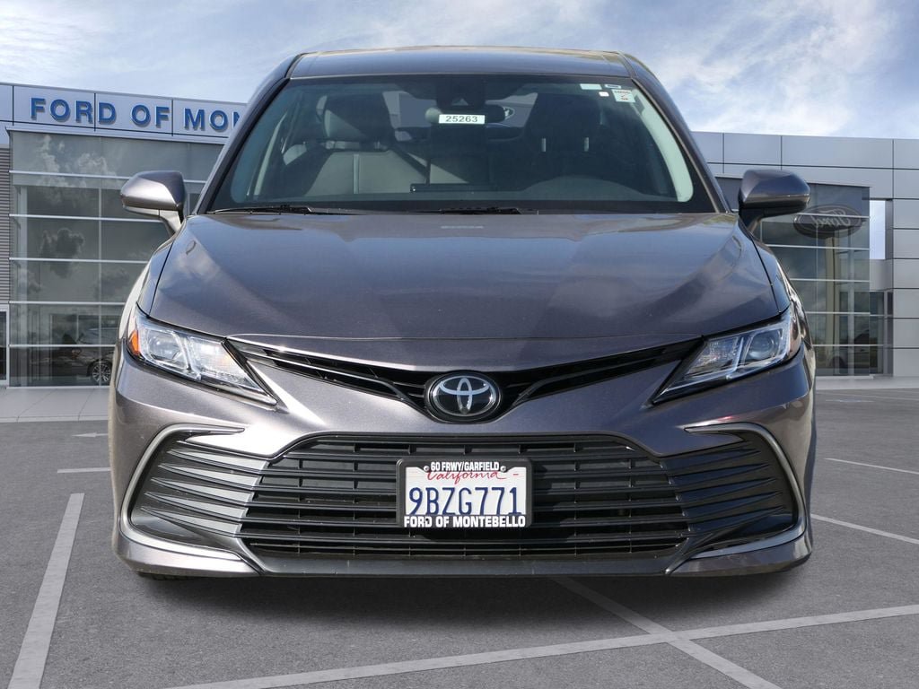 Used 2022 Toyota Camry LE w/ Carpet Mat Package (TMS) FWD image 9