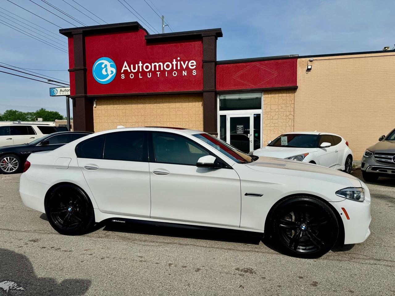Used 2016 BMW 550i xDrive Sedan AWD/4WD image 6