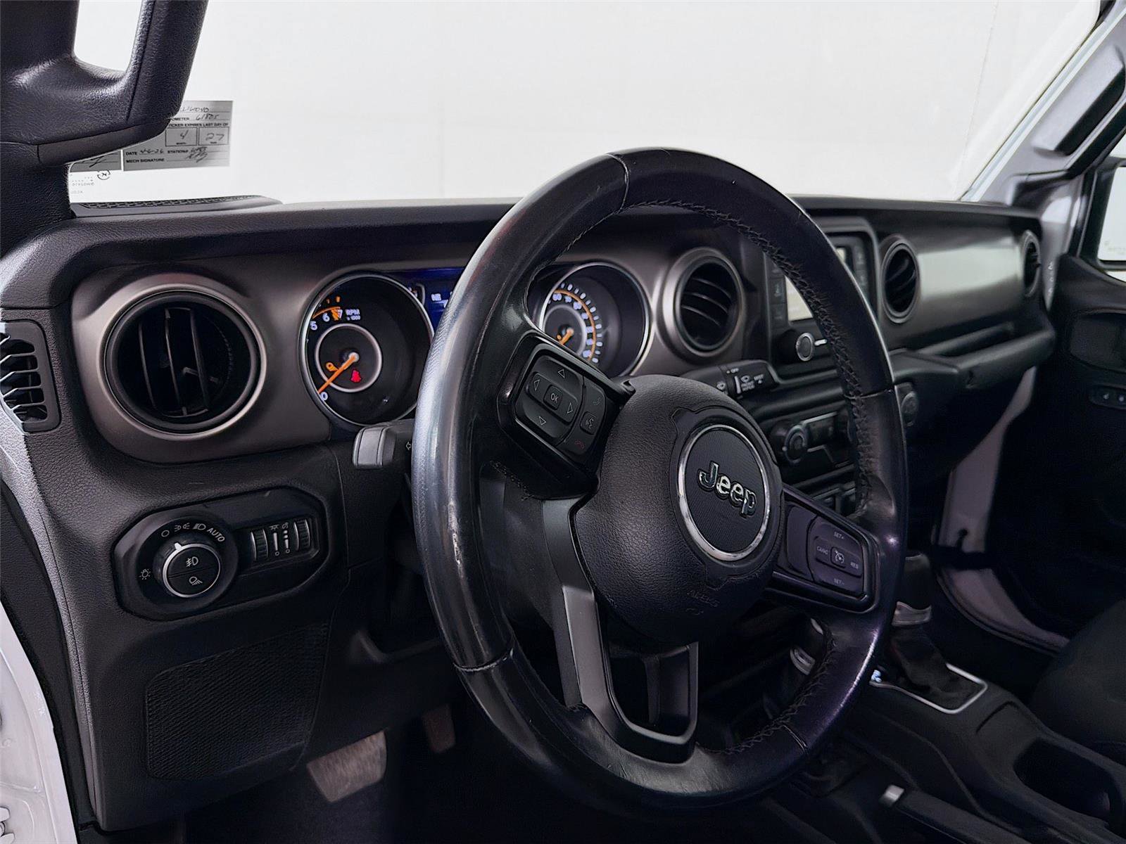 Used 2020 Jeep Gladiator Sport w/ Quick Order Package 24S image 9