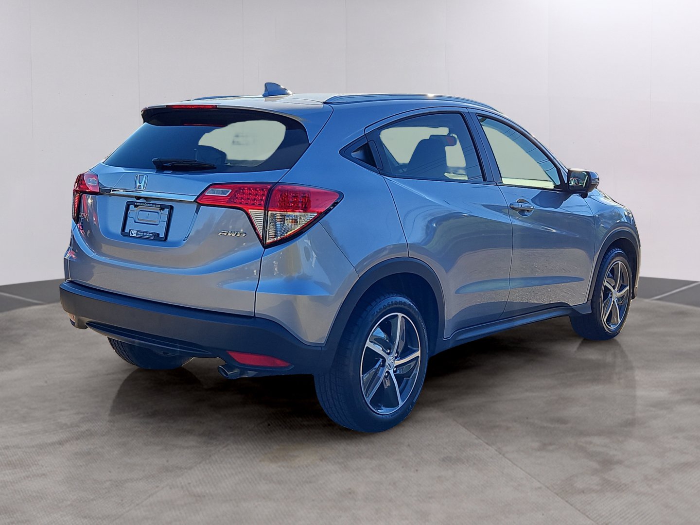 Certified 2022 Honda HR-V EX-L image 2
