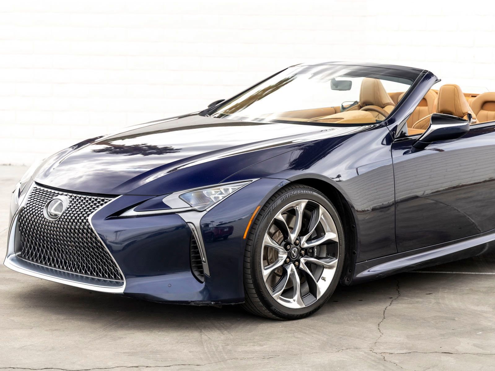 Used 2021 Lexus LC 500 Convertible image 6