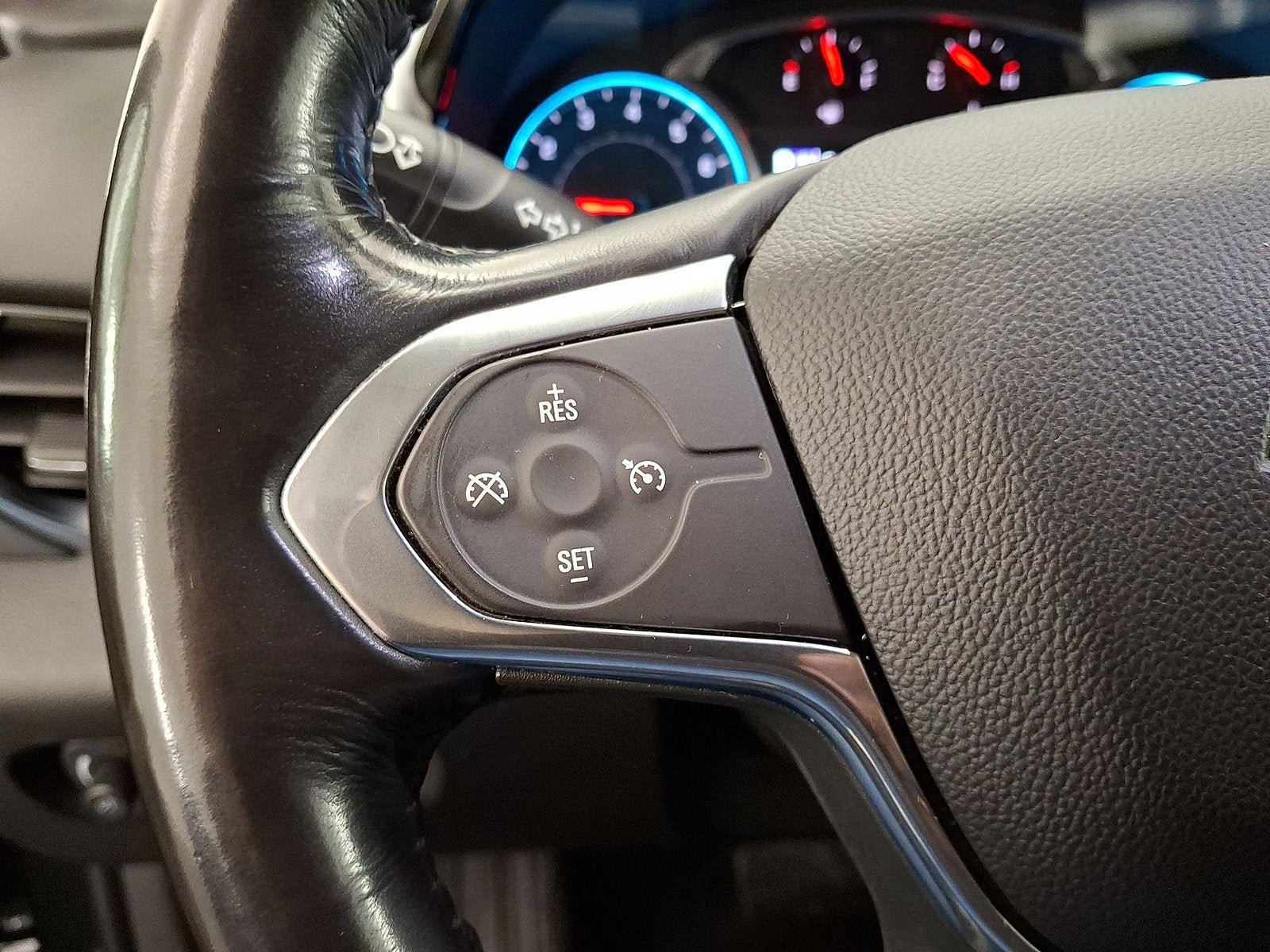 Used 2018 Chevrolet Traverse LT AWD/4WD image 17