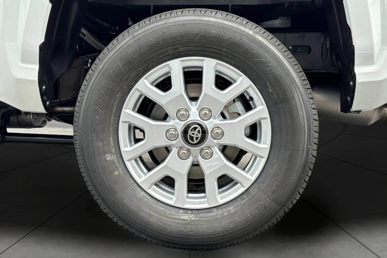 New 2026 Toyota Tacoma SR5 RWD image 32