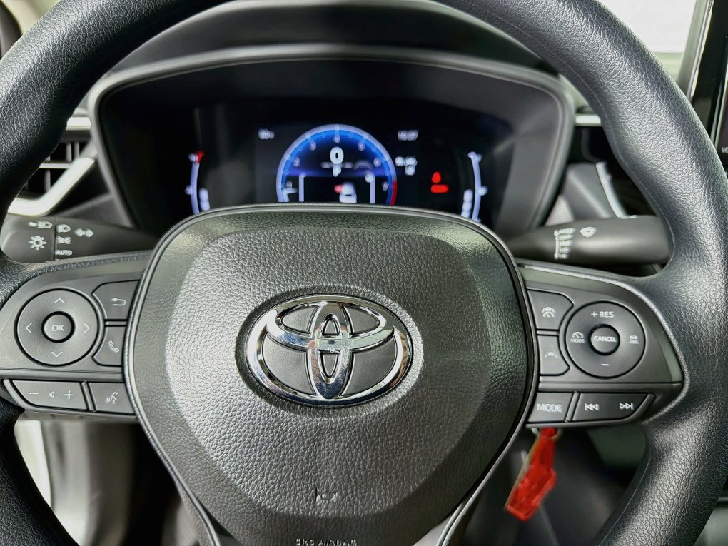 New 2027 Toyota Corolla LE FWD image 15