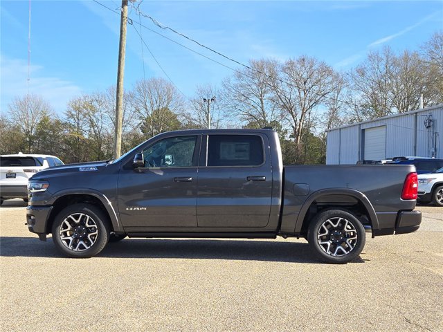 New 2026 RAM 1500 Laramie AWD/4WD image 25
