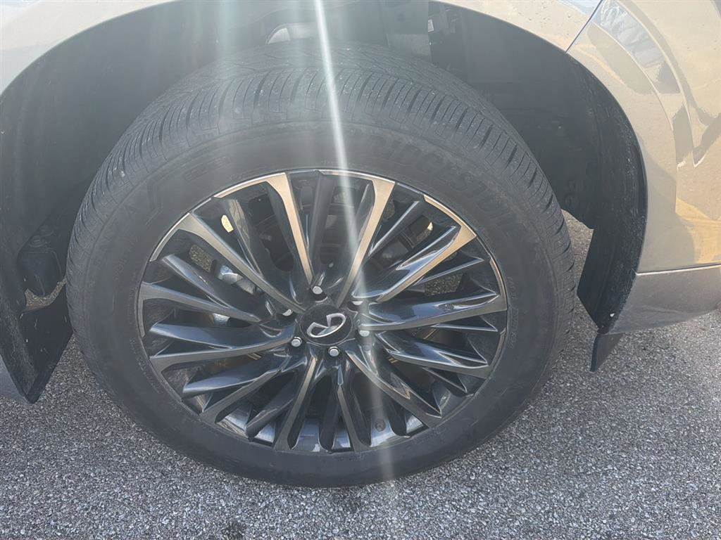 Used 2025 INFINITI QX80 Autograph w/ Autograph Exterior Package image 9