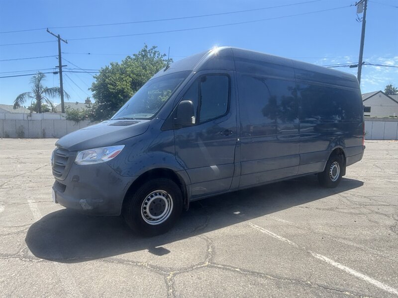 Used 2019 Mercedes-Benz Sprinter 170 image 2