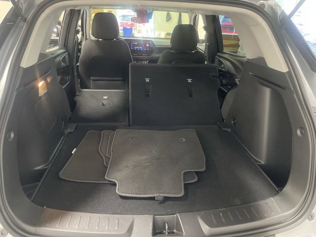 Used 2026 Chevrolet TrailBlazer LT AWD/4WD image 25