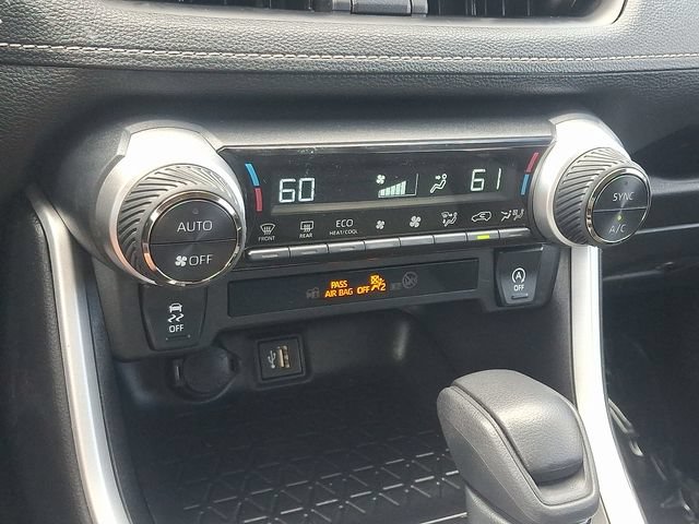 Certified 2024 Toyota RAV4 XLE AWD/4WD image 15