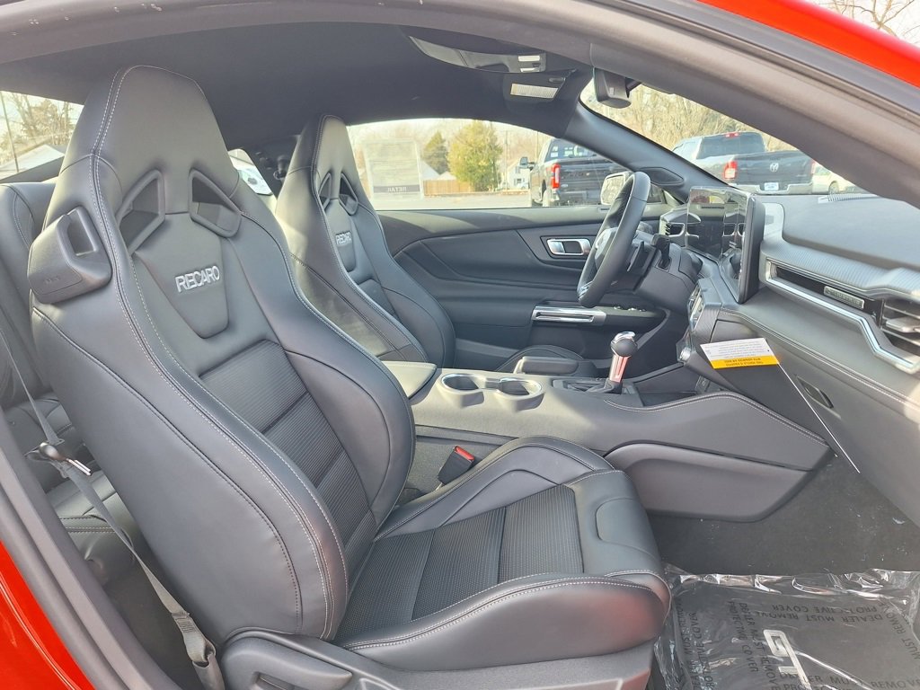New 2026 Ford Mustang GT Premium w/ GT Performance Package image 15