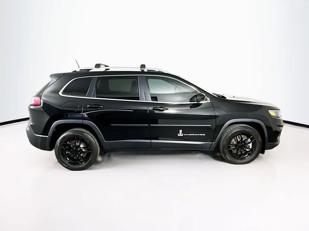 Used 2021 Jeep Cherokee Latitude Lux w/ Comfort/Convenience Group FWD image 26