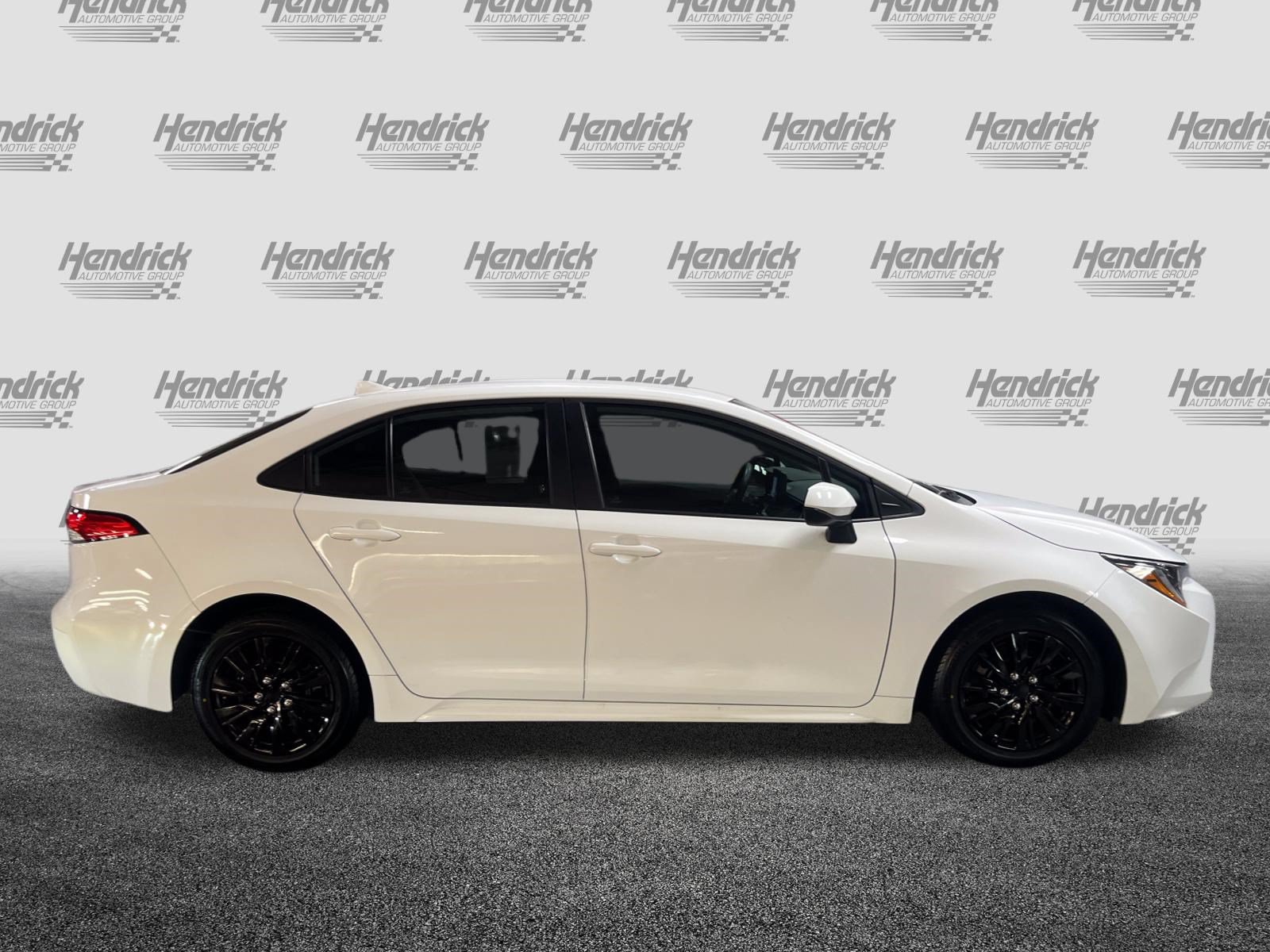 Used 2023 Toyota Corolla LE FWD image 11