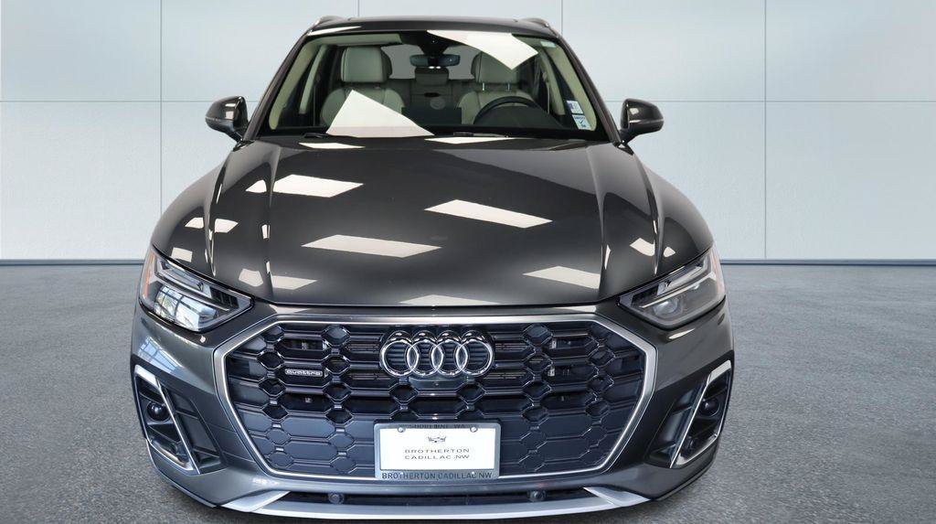 Used 2023 Audi Q5 e Premium Plus w/ Premium Plus Package AWD/4WD image 12
