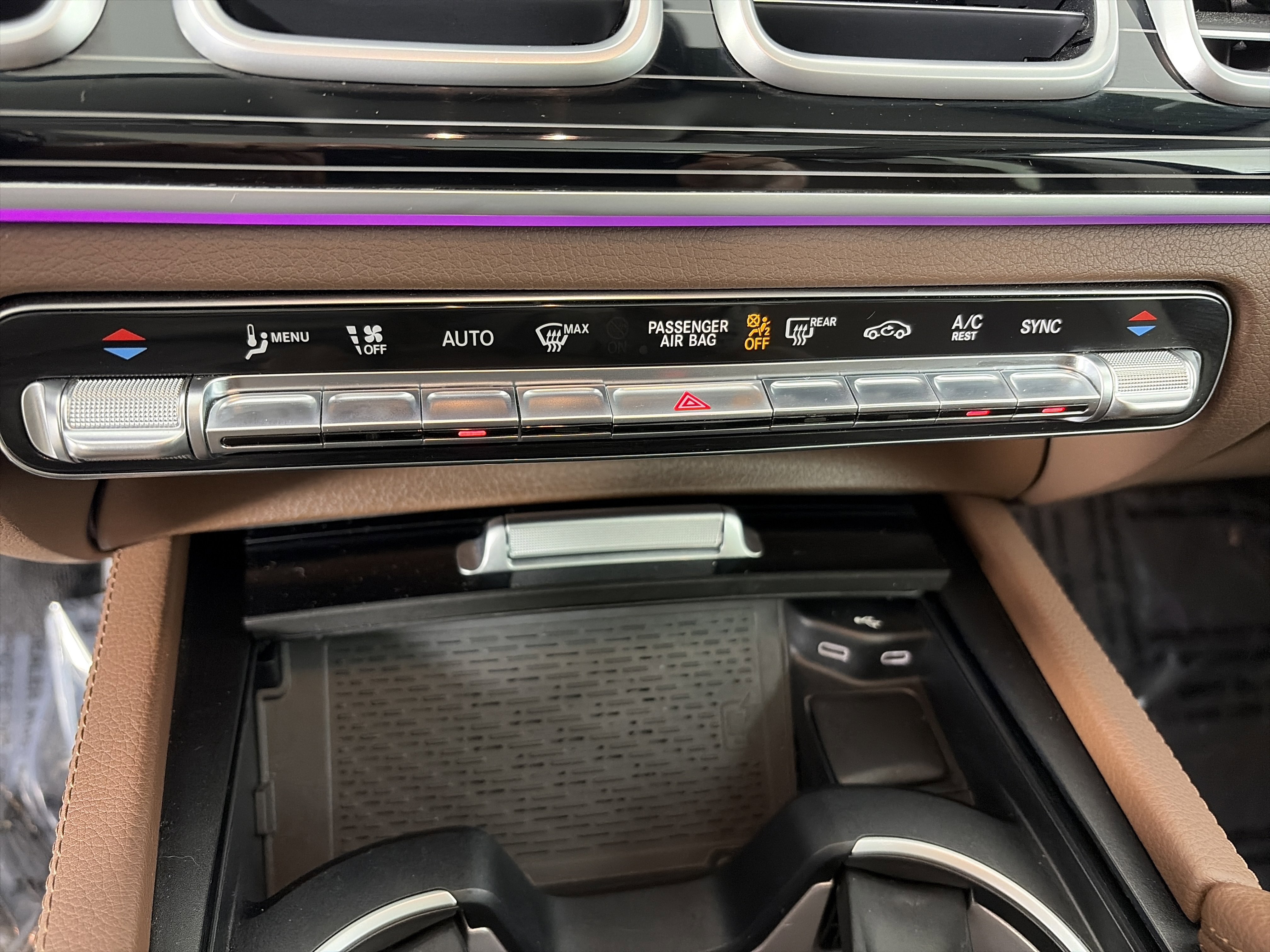 Certified 2024 Mercedes-Benz GLS 450 4MATIC image 31